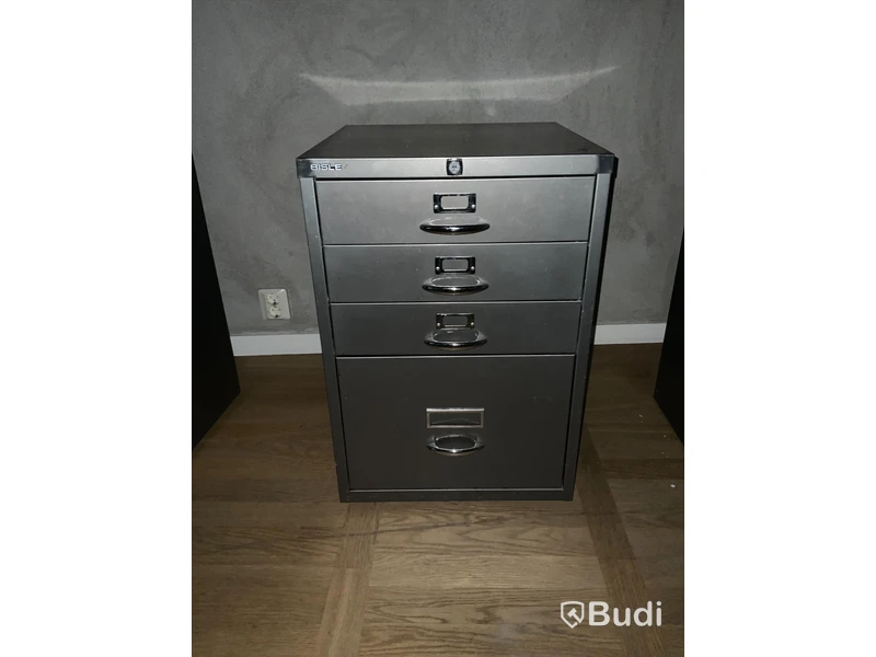 Plåt hutch Bisley. 4 lådor