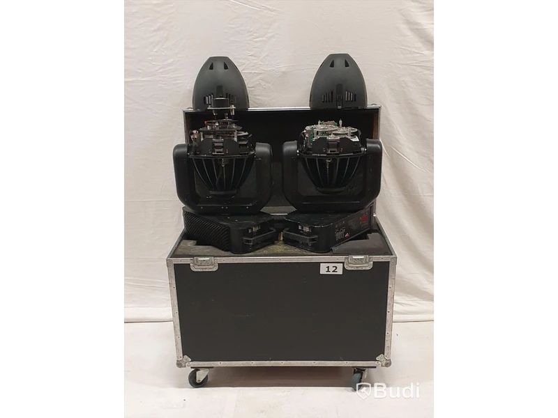 2st Svarta HighEndSystems Studiospot 575 i case - Defekta/Reservdelsmaskiner.