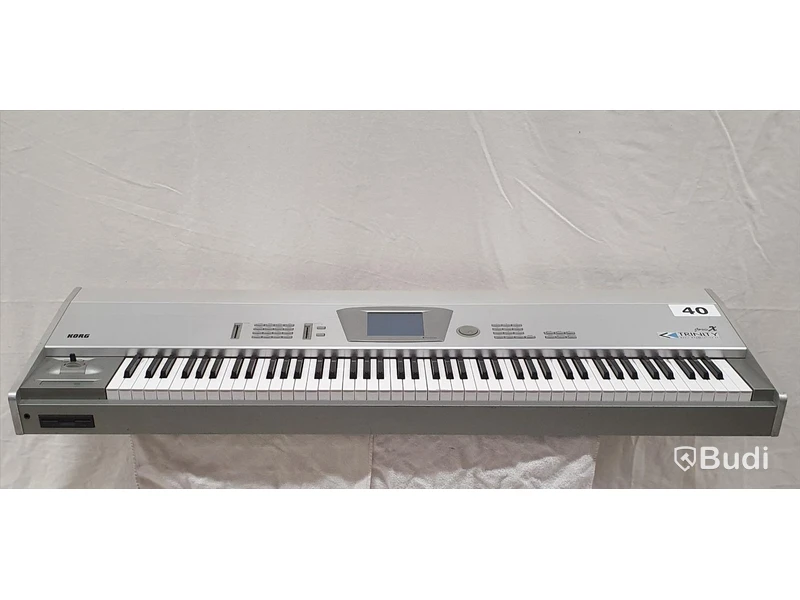KORG Trinity ProX - Music Workstation med flightcase.