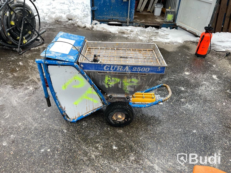 Cura 2500 brukspump med fjärrstyrning med fjärrkontroll