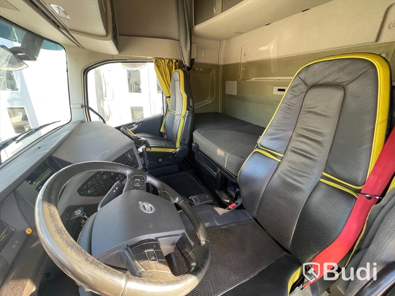 Lastbil Volvo FH16 | Tipptrailer Sörling Kombi Asfalt/Schakt
