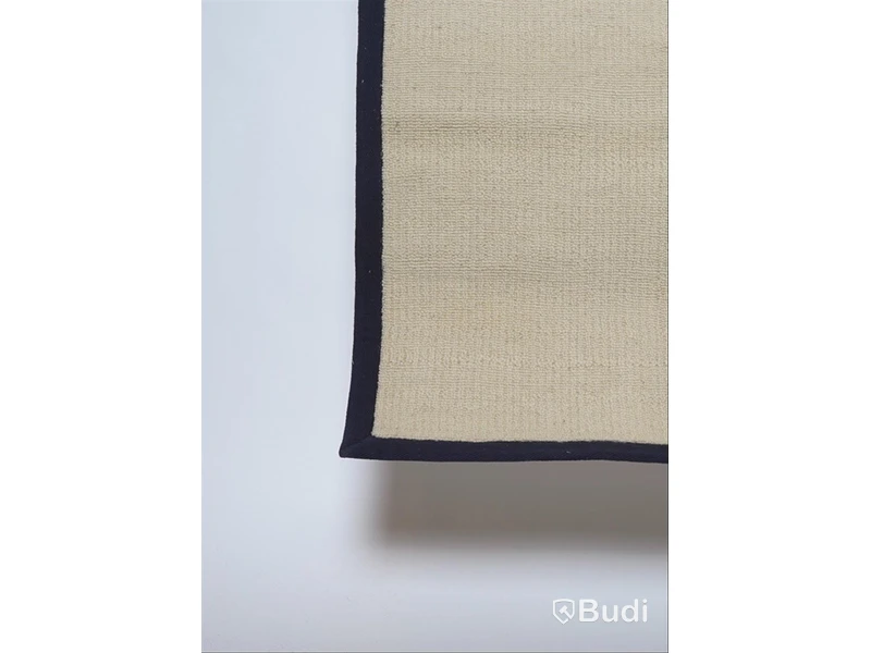 Matta i beige färg 135 x 190cm
