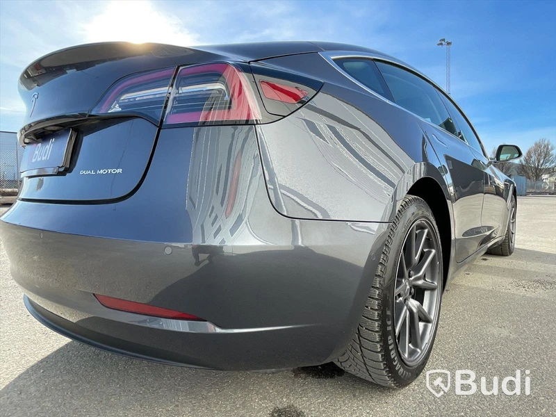 Bil Tesla Model 3 Long range 2019