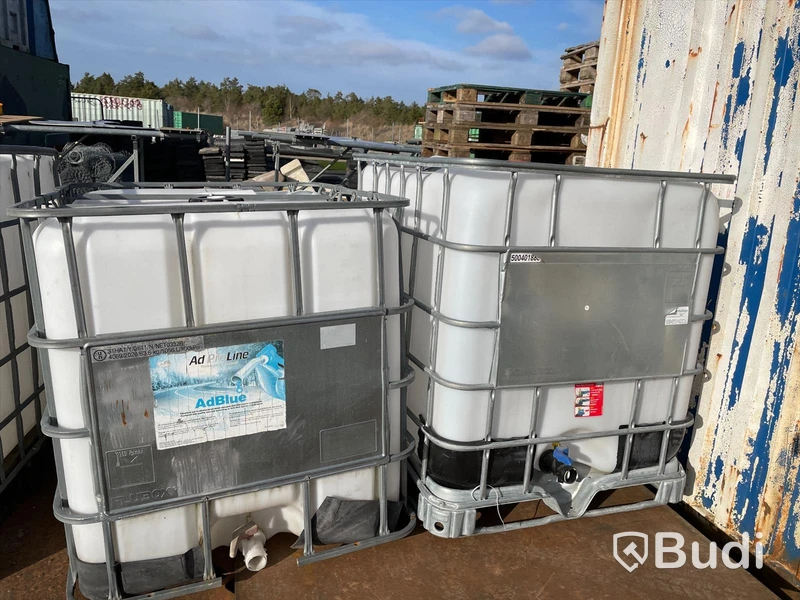 5st Cipak tank 1000 liter - hål i toppen