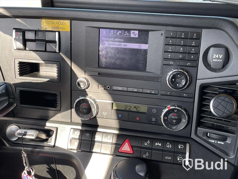 Lastbil Mercedes-Benz Actros | Kylaggregat Thermo king