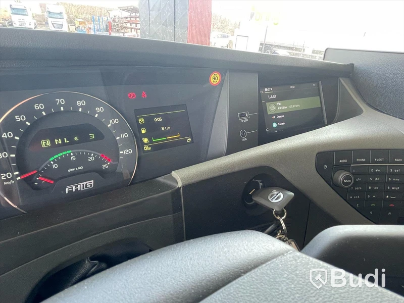 Lastbil Volvo FH16 560 Dragbil med Hydralik