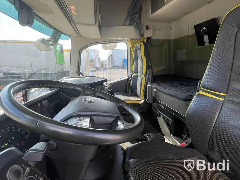 Lastbil Volvo FH16 560 Dragbil med Hydralik