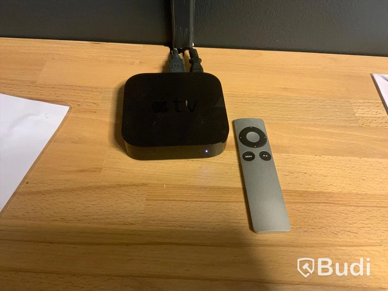 Apple TV med fjärr