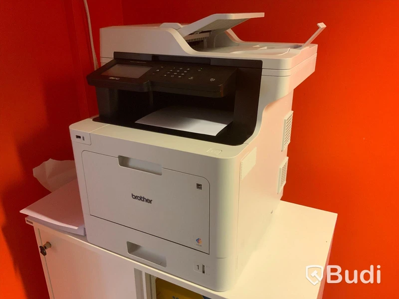 Laserskrivare med scannerfunktion Brother MFC-L8900CDW