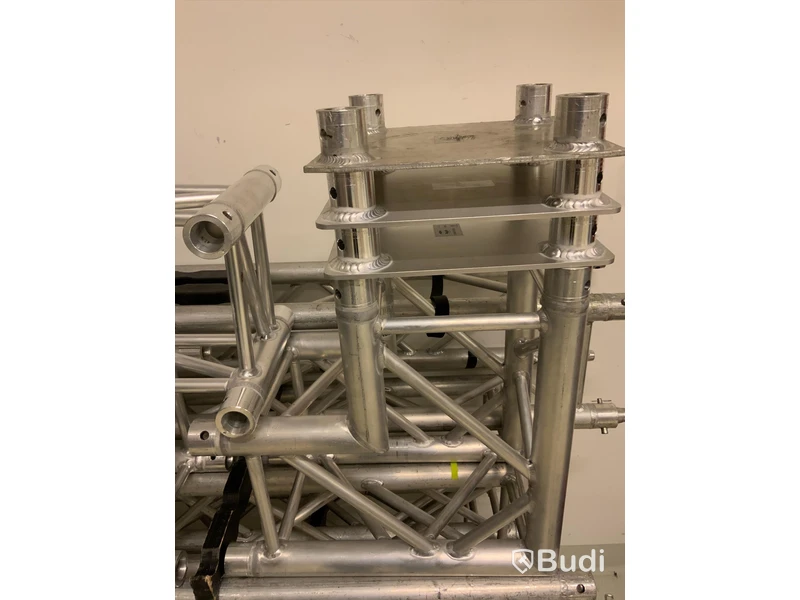 Truss-kit. Se beskrivning för komplett info.