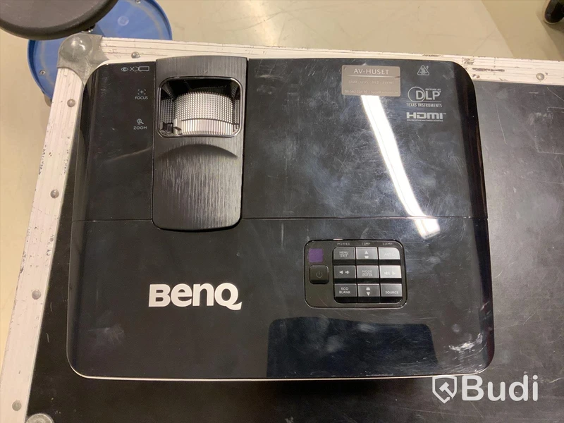 Projektor. BENQ TH682st