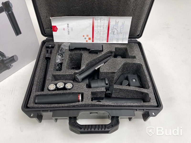 Gimbal kamerastabilisator Moza-Air med dubbelhandtag och case samt laddare