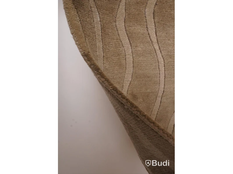 Handknuten matta designad av Malin Ångström från AXECO, Design VAG, 50x70 cm