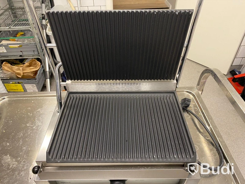 Exxent smörgåsgrill inköpt för 3 000 SEK.