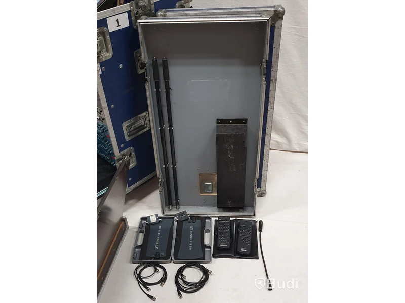 Mixrack. MIDAS Venice, TC D-TWO, PreSonus ACP88, 2st dbx 160A, Sony MDS E10, Sony CDP D12, 2st BSS oPal FCS 966, 6 kanaler trådlöst samt antennsplit.  - 12752