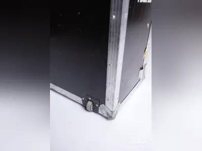 1 St tomma cases