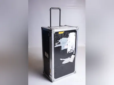 1 St tomma cases