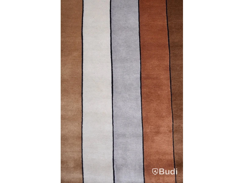Matta, Axeco 170x230 cm. Handtuftad matta i ull i bra kvalité.