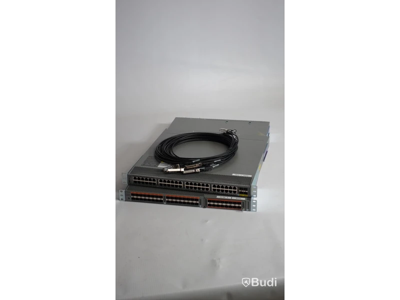Cisco Nexus 5548UP samt Cisco Nexus 2248 TP Fabric Extender ink 7st DAC kablar