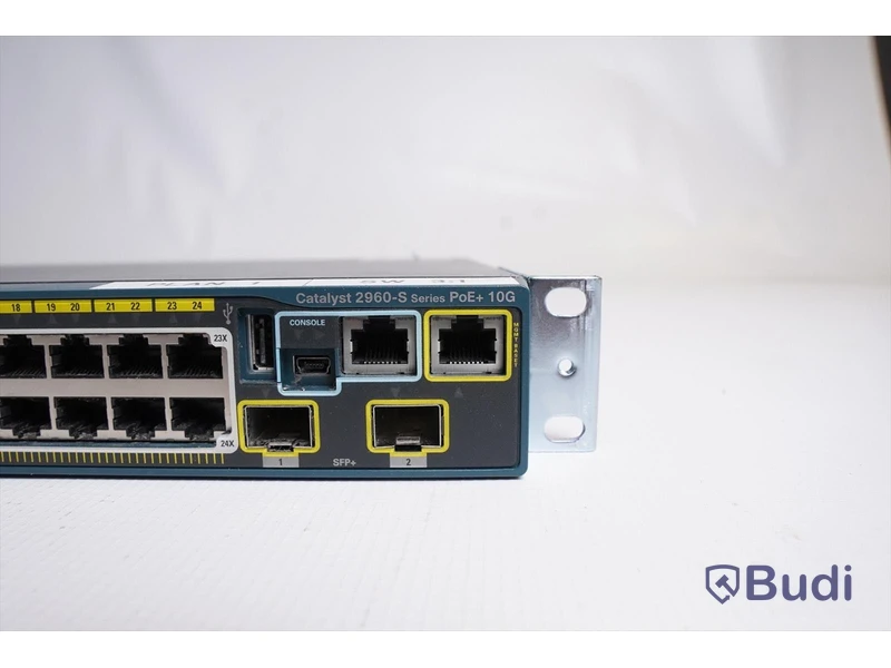 Cisco Switch Catalyst 2960-S 24 portar med POE (Power Over Ethernet)