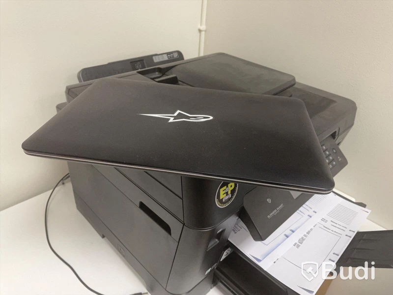 Asus bärbar dator F555L