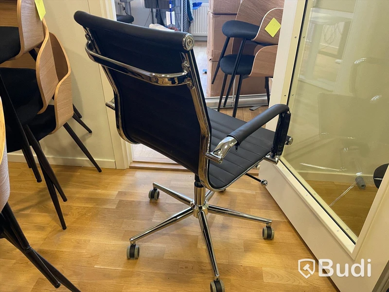 4st kontorsstolar på hjul