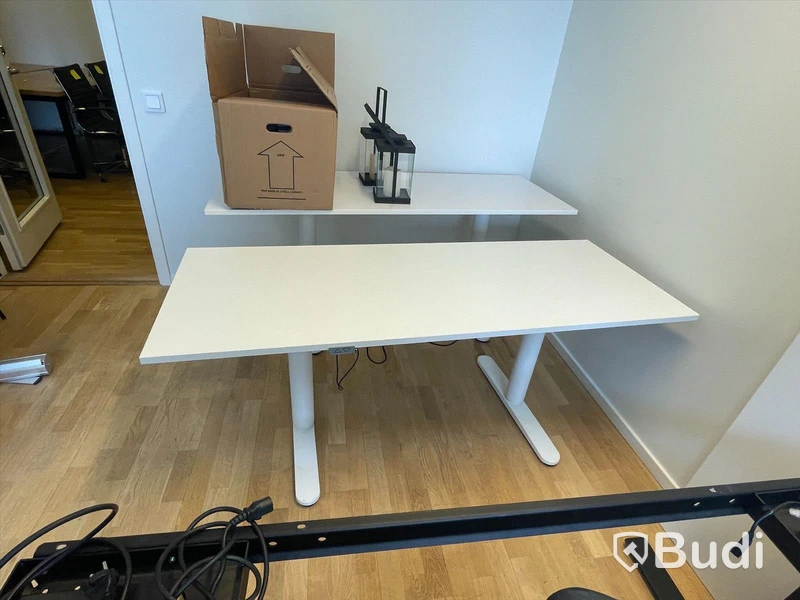 Elektriskt höj och sänkbart skrivbord 160x60