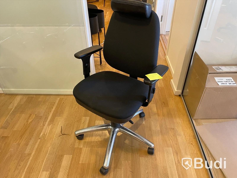 Skrivbordsstol med Nack och armstöd, REKO Arbetsstol officeline