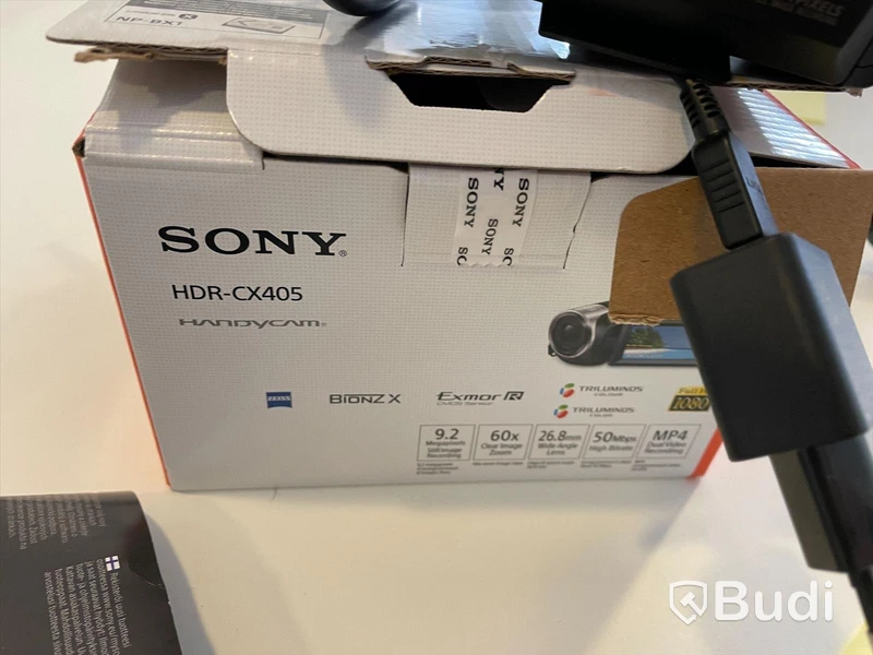 Sony Handycam HDR-CX405
