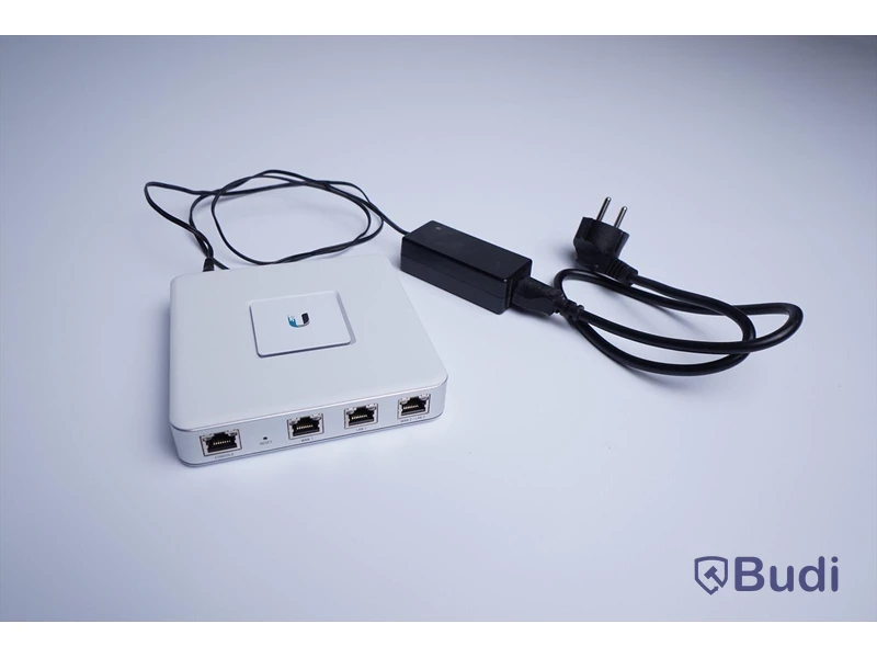 UBIQUITY UniFi Security Gateway ink strömadapter