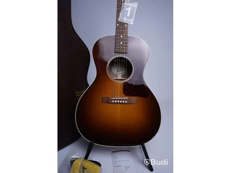 Gibson L-00 Studio akustisk gitarr. OBS Spricka i stallet (se bild)