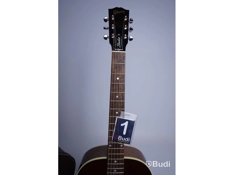 Gibson L-00 Studio akustisk gitarr. OBS Spricka i stallet (se bild)