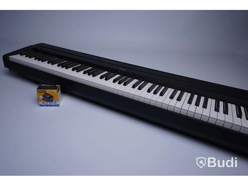 Elpiano Yamaha P-45B ink strömadapter (Strömadaptern ej original)
