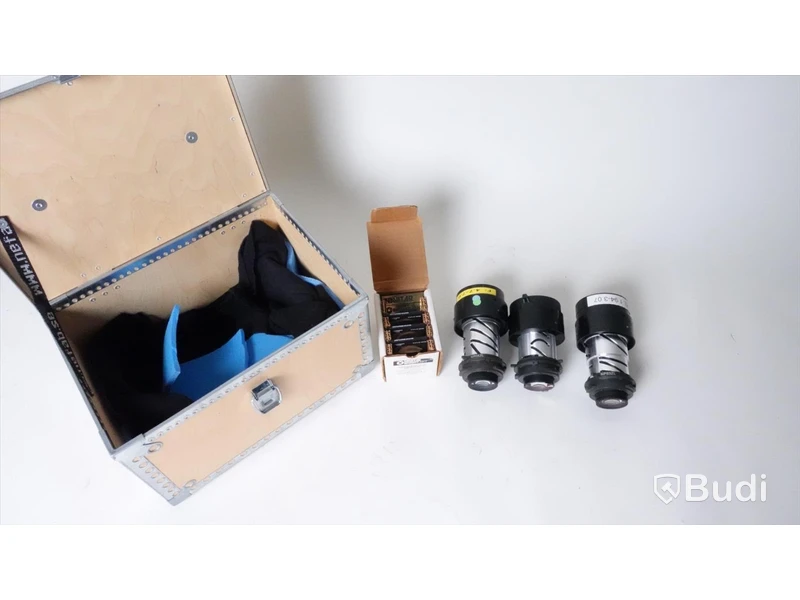 Projektor Zoom Lens NEC 3st samt 3st Navitar Brightlight zoom condenser