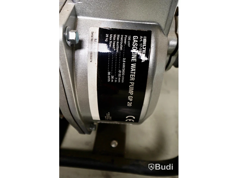 Bensindriven vattenpump