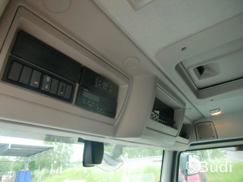 Lastbil Volvo FL 210 Skåpbil | Värme i skåp | Euro6 | Välutrustad