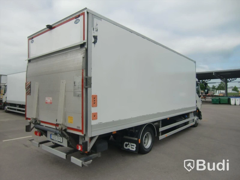 Lastbil Volvo FL 210 Skåpbil | Värme i skåp | Euro6 | Välutrustad