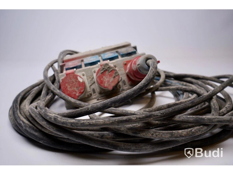 Garbo 16a uttagscentral inkl 1st 16a kabel