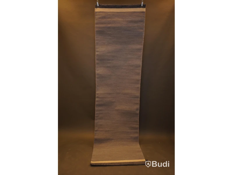 Handvävd röllakan från AXECO, design: KWADRAT, 80x250 cm