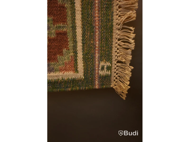 Handknuten matta, ca 76 x 43 cm