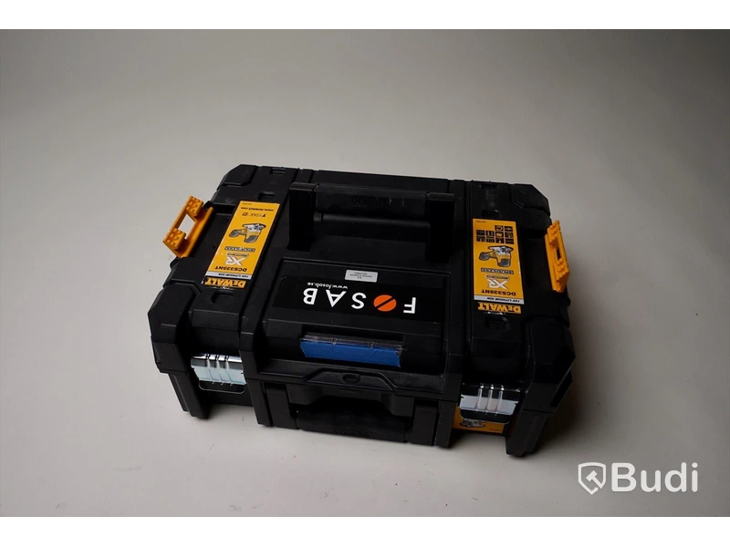 Sticksåg DeWALT DCS335NT med batteri och laddare