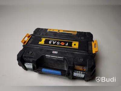 Borrskruvdragare DeWALT DCD791NT med två batterier och laddare