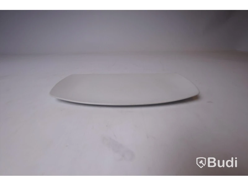8 st fat i porslin från BAUSCHER