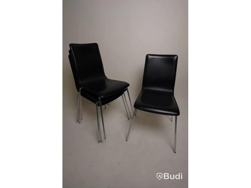 4 st matstolar i lädermaterial