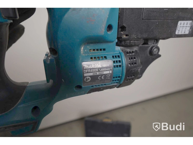 Skruvautomat Makita DFR450X