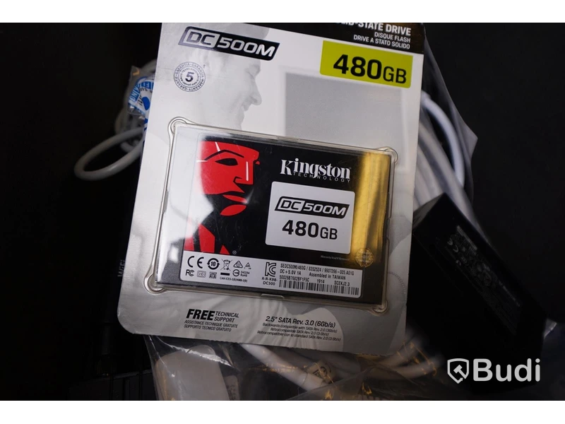 Router, SSD, kablar mm.
