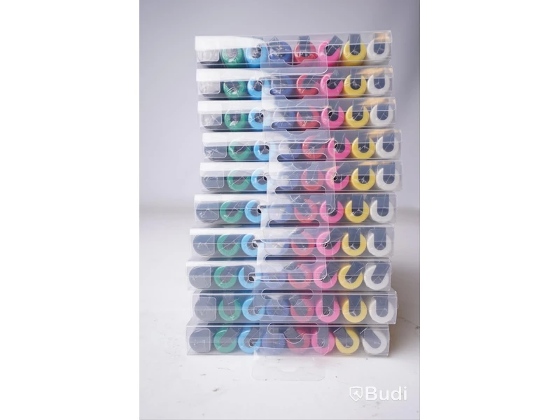 10 paket Posca paint markers PC3M standardfärger. Ord pris ca 3000 SEK