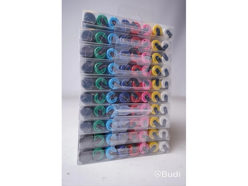 10 paket Posca paint markers PC3M standardfärger. Ord pris ca 3000 SEK