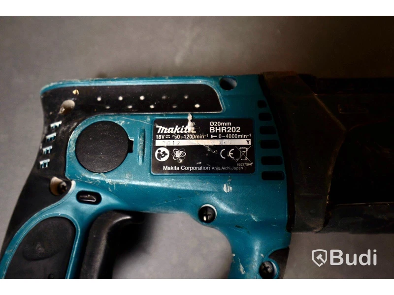 Slagborrmaskin Makita BHR202