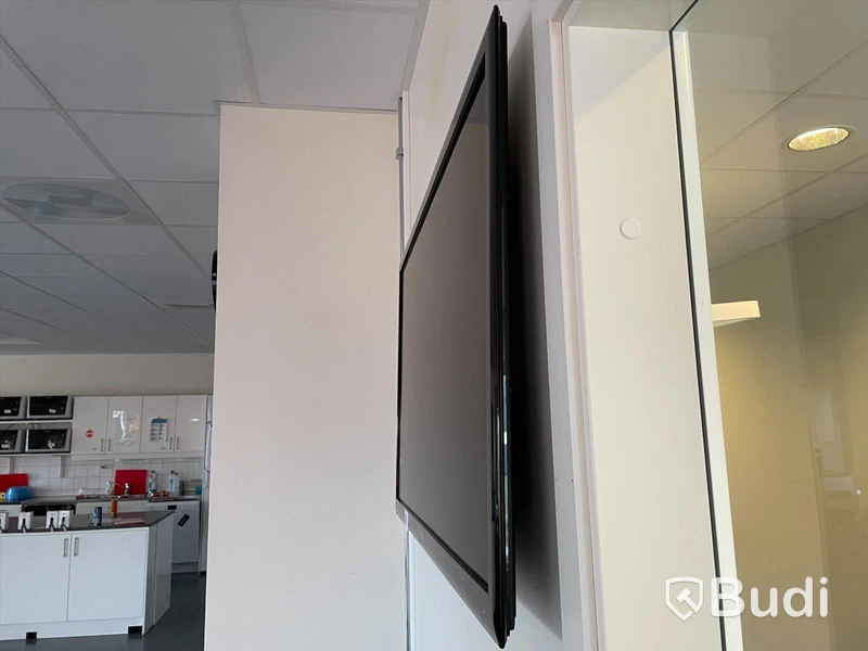 TV Samsung 46”